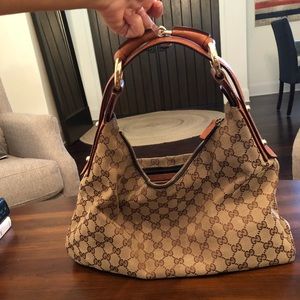 Authentic Gucci hobo bag
Gucci